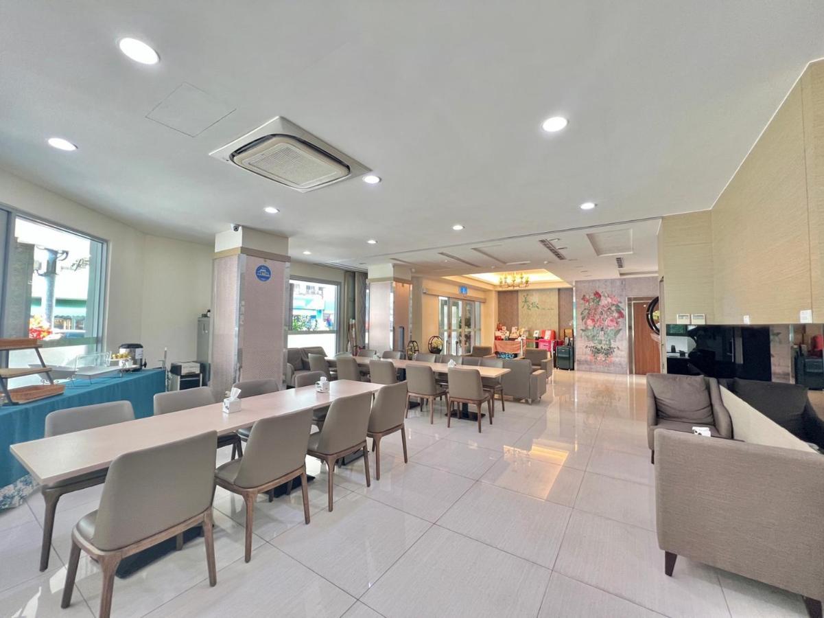 Mei Hotel Taichung Eksteriør billede