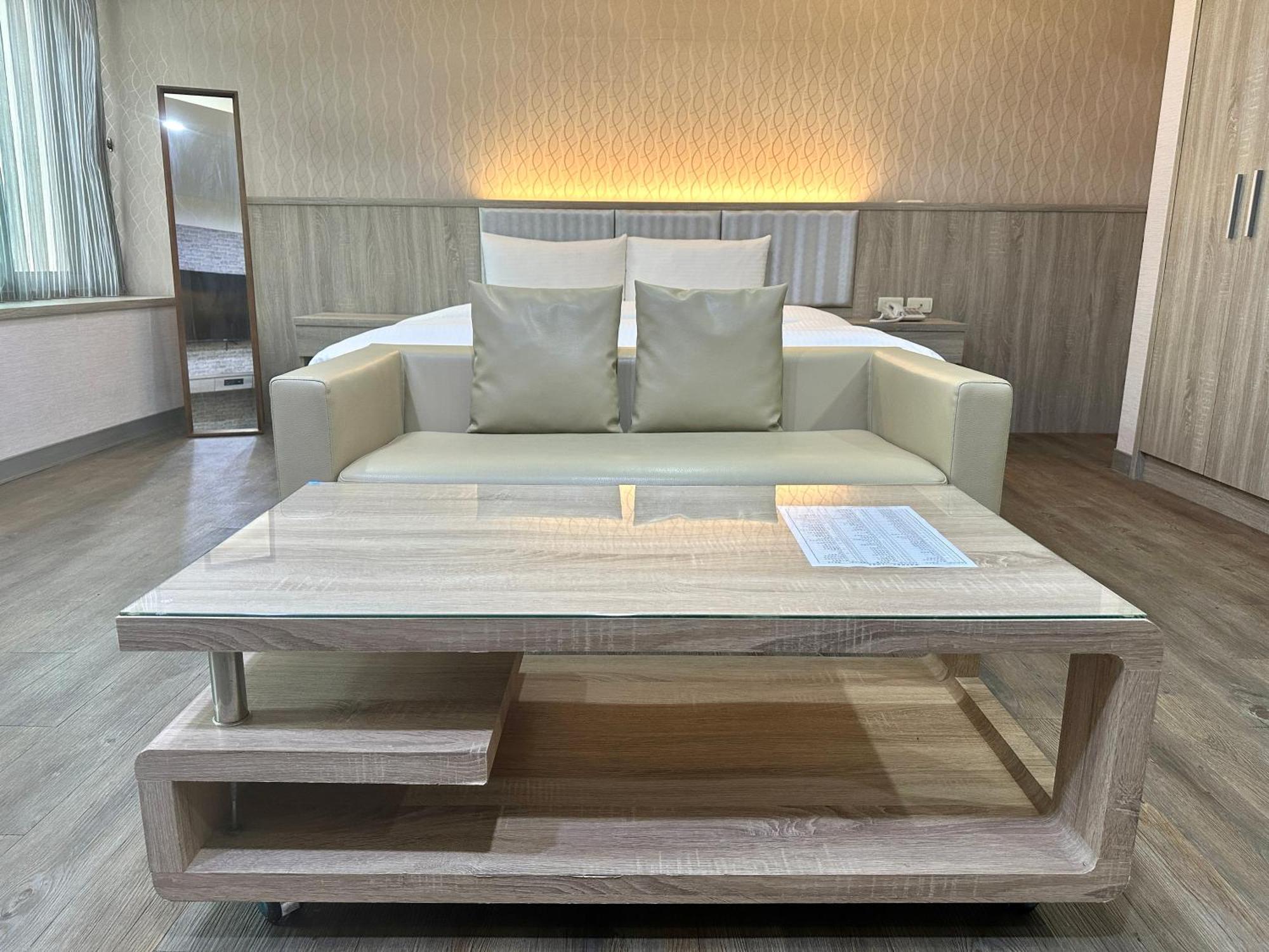Mei Hotel Taichung Eksteriør billede