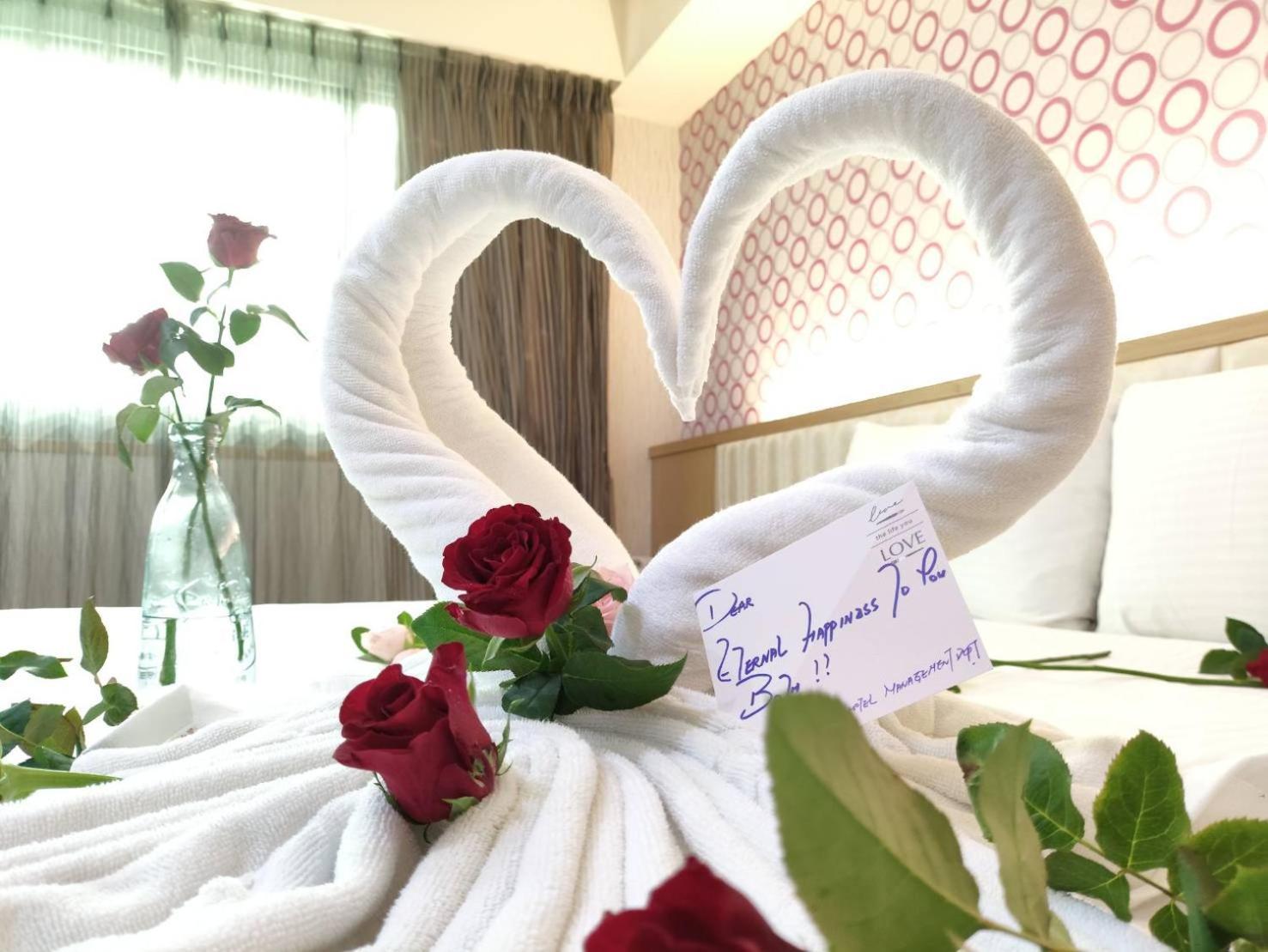 Mei Hotel Taichung Eksteriør billede