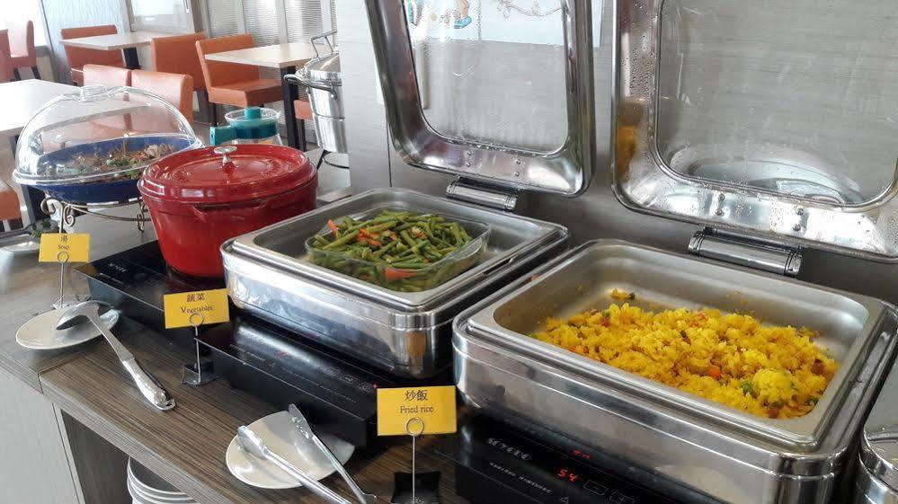 Mei Hotel Taichung Eksteriør billede
