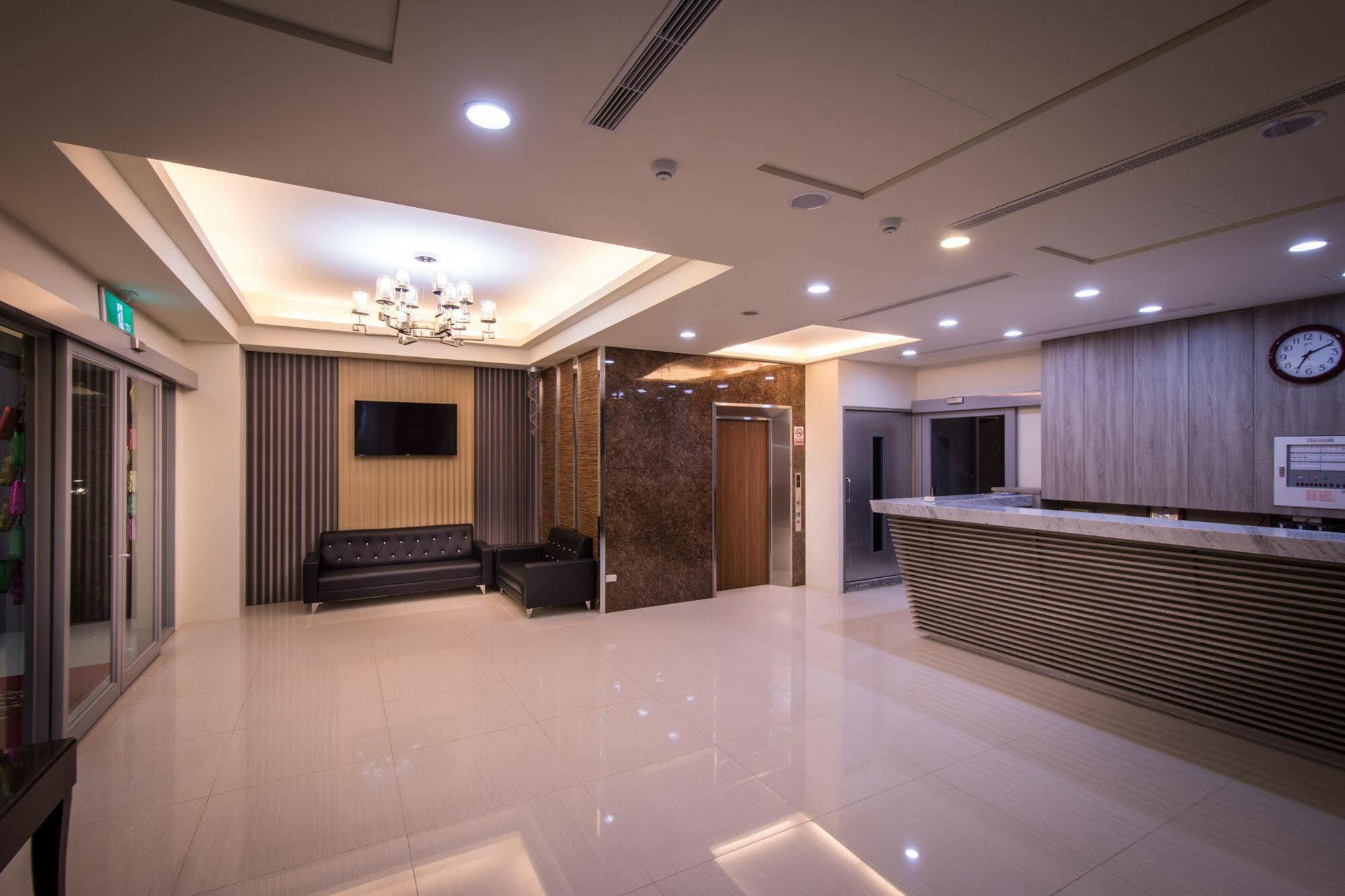 Mei Hotel Taichung Eksteriør billede